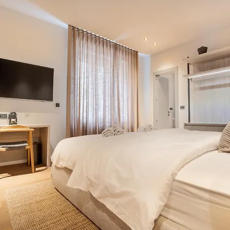 Dz Luxury Aparthotel